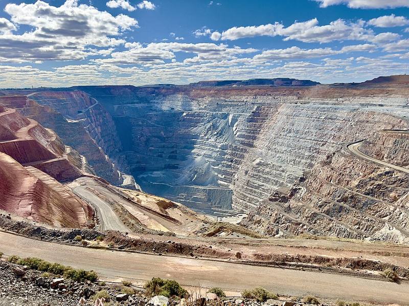 The terraced Fimiston Open Pit gold mine in Kalgoorlie